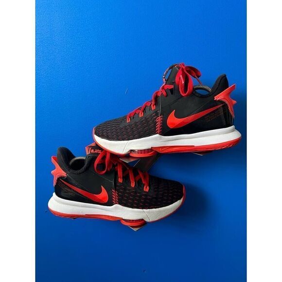Nike Lebron Witness 5 Shoes Men's Sz 8 Black Red Basketball CQ9380-005 - Picture 1 of 6